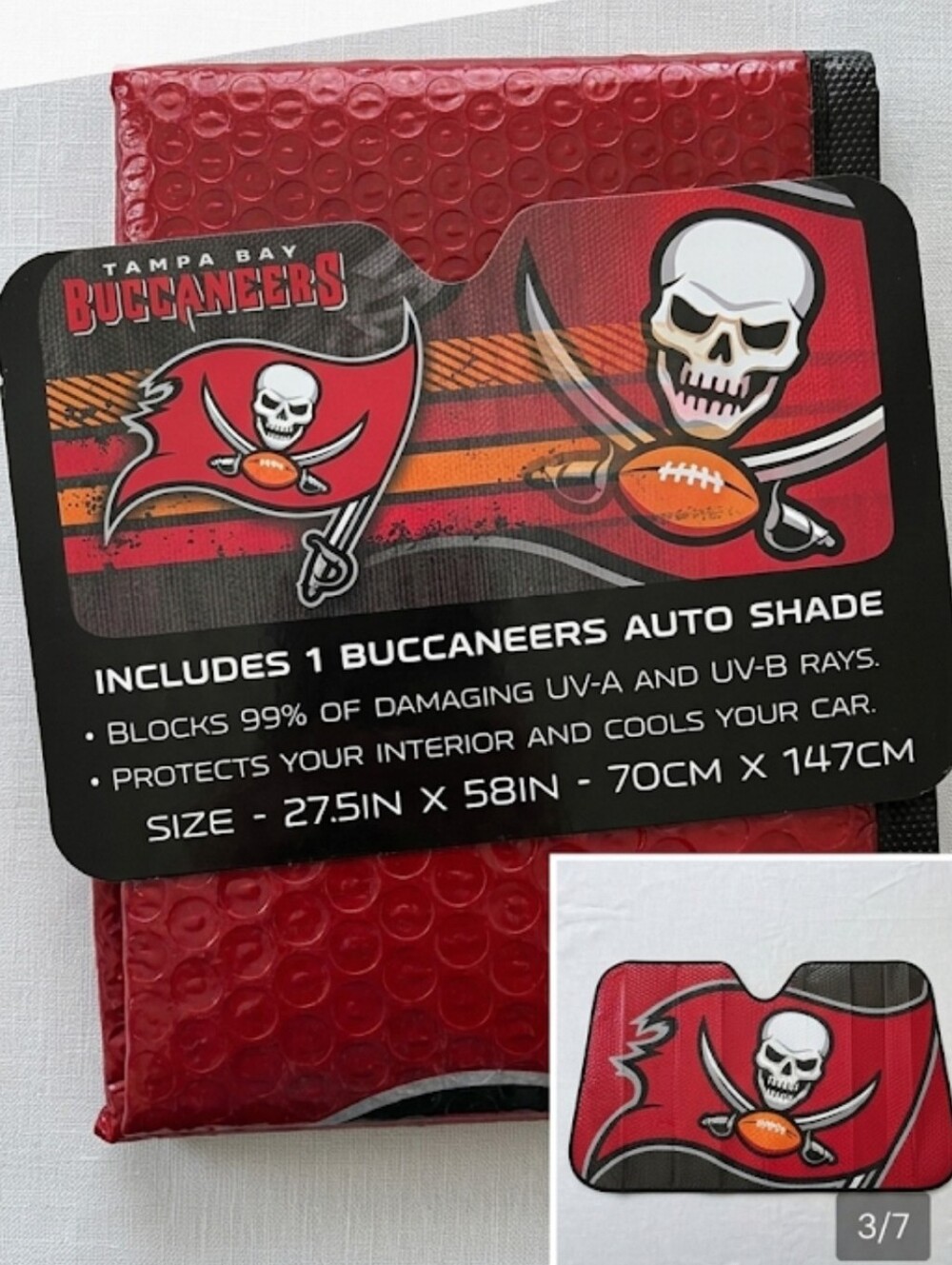 NFL Tampa Bay Buccaneers Universal Car Auto Sun Shade Windshield Visor. NWT